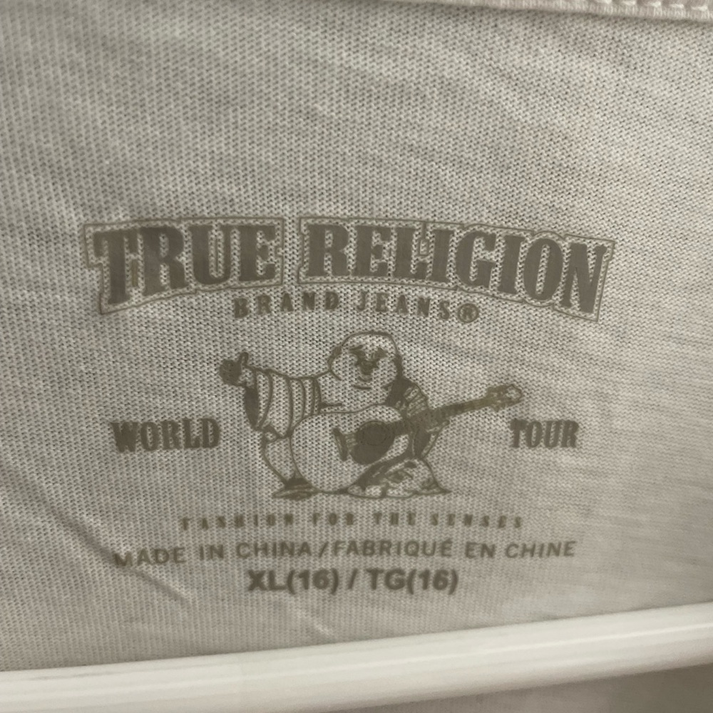 Brand new True Religion youth shirt Size XL (16)